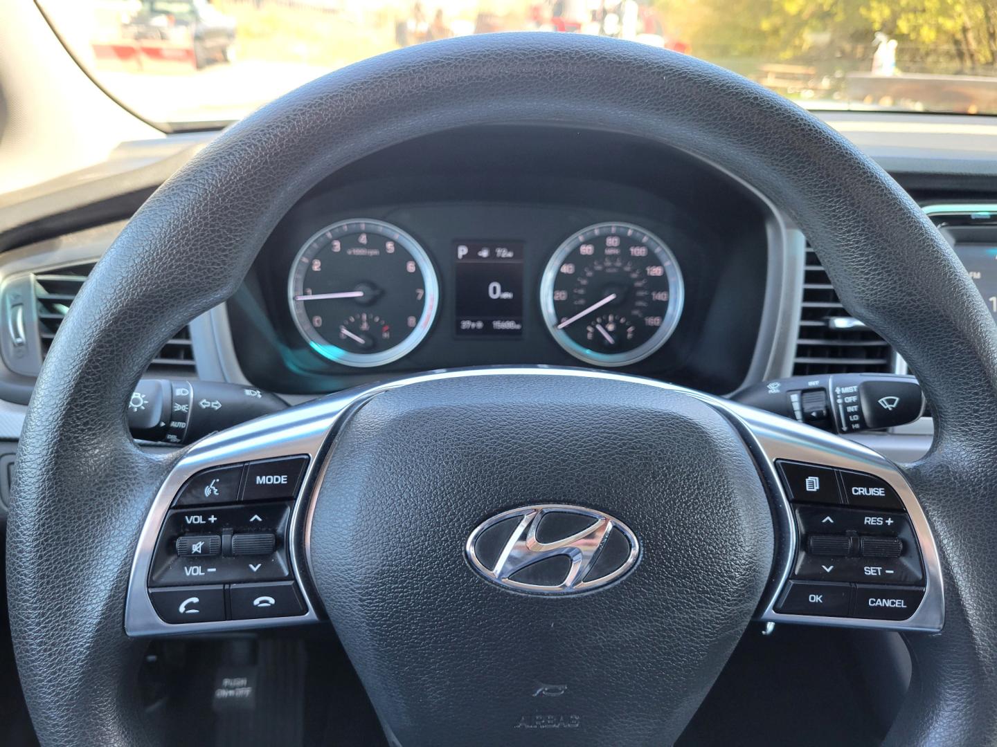 2018 Grey /Black Hyundai Sonata SE (5NPE24AF5JH) with an 2.4L I4 engine, 6 Speed Automatic transmission, located at 450 N Russell, Missoula, MT, 59801, (406) 543-6600, 46.874496, -114.017433 - Photo#16